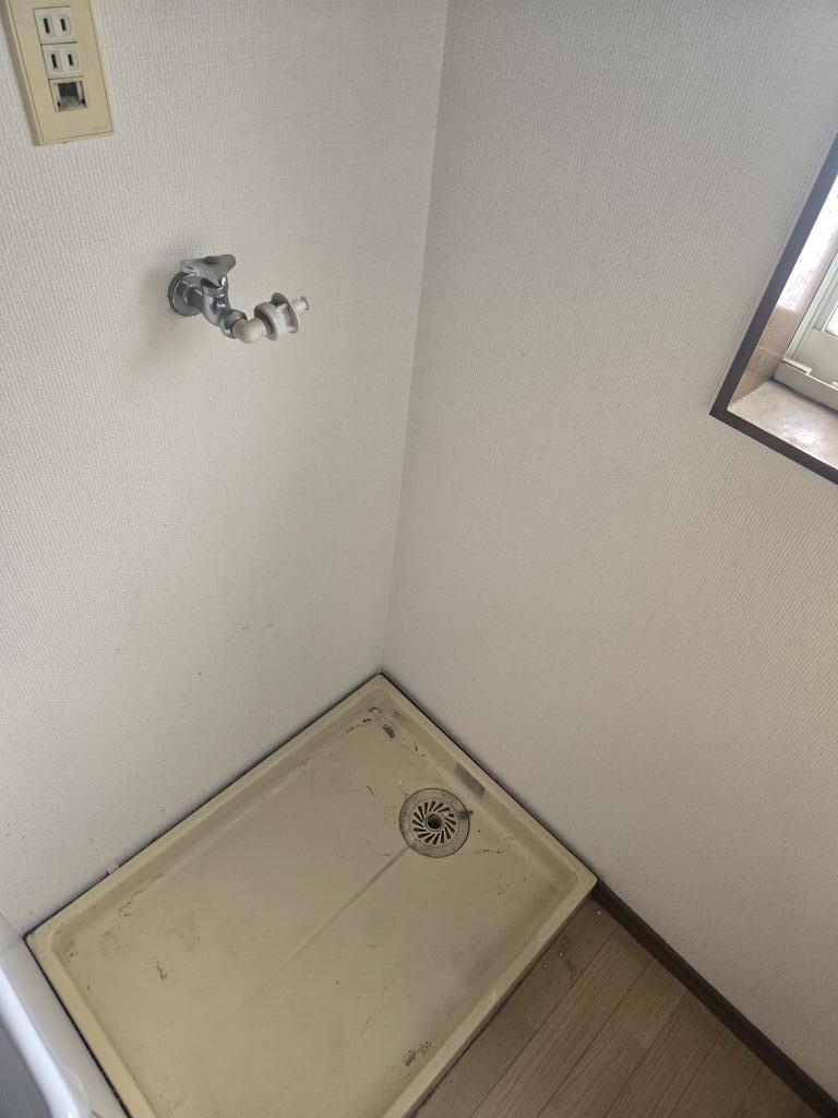その他　反転タイプの間取りの別の部屋の写真です。