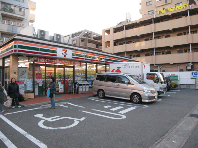 コンビニ　セブンイレブン 福岡城南店（コンビニ）まで401m