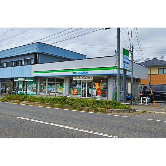 コンビニ　ファミリーマート松本水汲店（コンビニ）まで639m