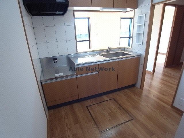 キッチン　※同物件・別部屋写真