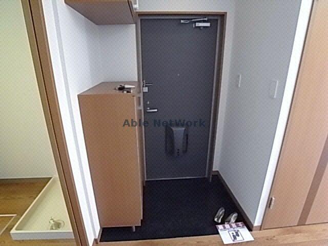 玄関　※同物件・別部屋写真