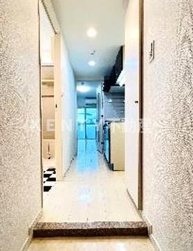 玄関　収納もある玄関です