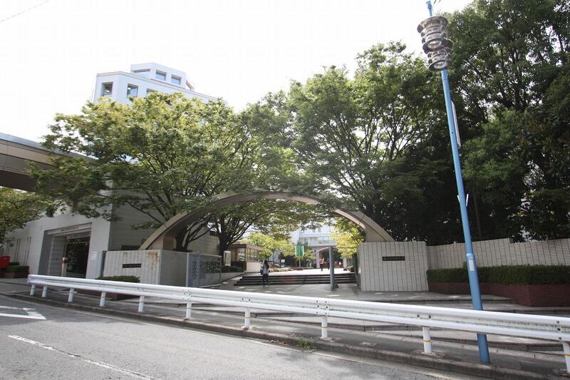 大学・短大　私立椙山女学園大学星が丘キャンパス（大学・短大）まで191m