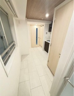 レジディア日本橋馬喰町の玄関写真