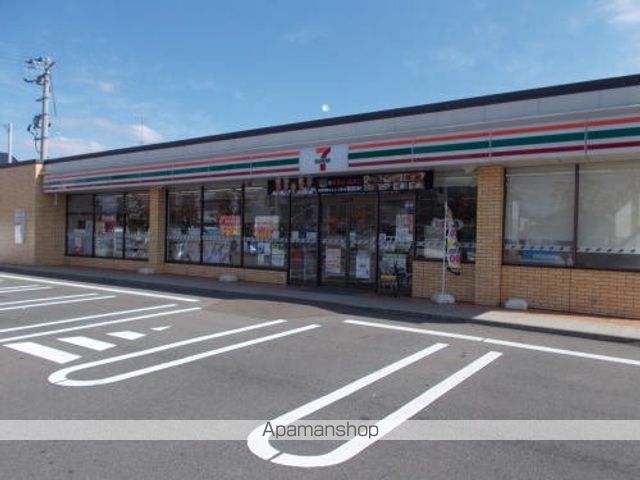 コンビニ　セブンイレブン福井板垣２丁目店（コンビニ）まで180m