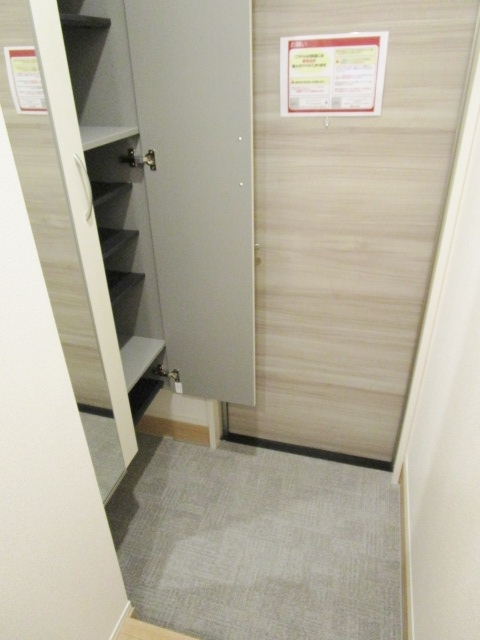 玄関　同施工会社参考