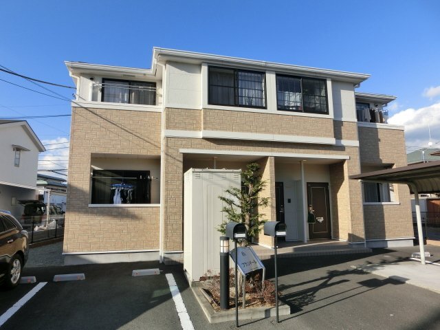 建物外観　外観写真（昼）