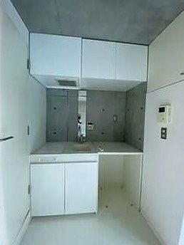 キッチン　別タイプ部屋　参考写真です