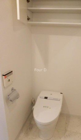 トイレ　別号室参考写真
