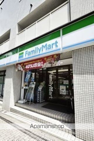 コンビニ　ファミリーマート江戸川橋駅西店（コンビニ）まで500m
