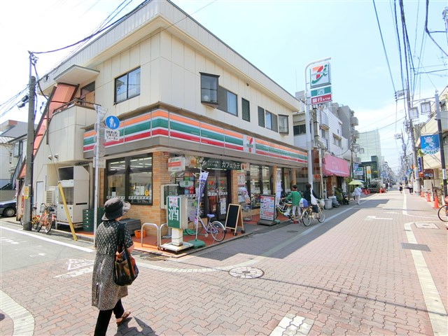 コンビニ　セブン‐イレブン 大田区大森町店（コンビニ）まで354m