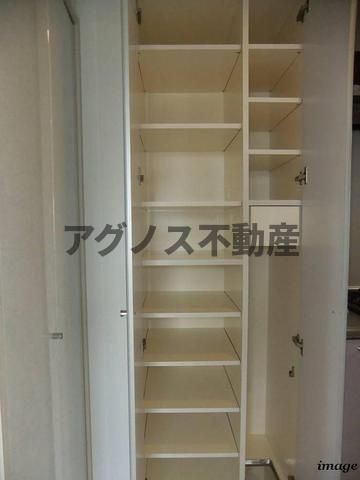 収納