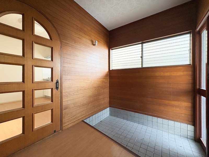 玄関　広々とした玄関