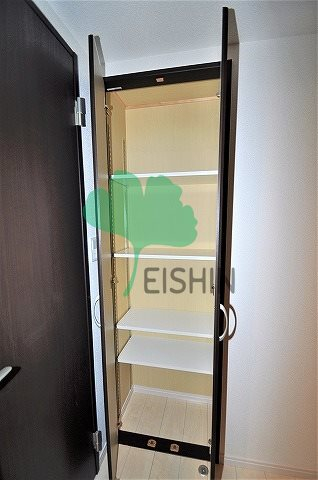 玄関　下駄箱もしっかりついてます！