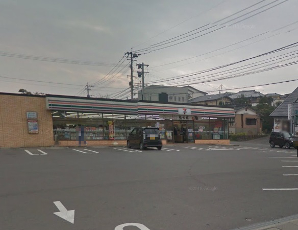 コンビニ　セブンイレブン 諫早平山町店（コンビニ）まで329m