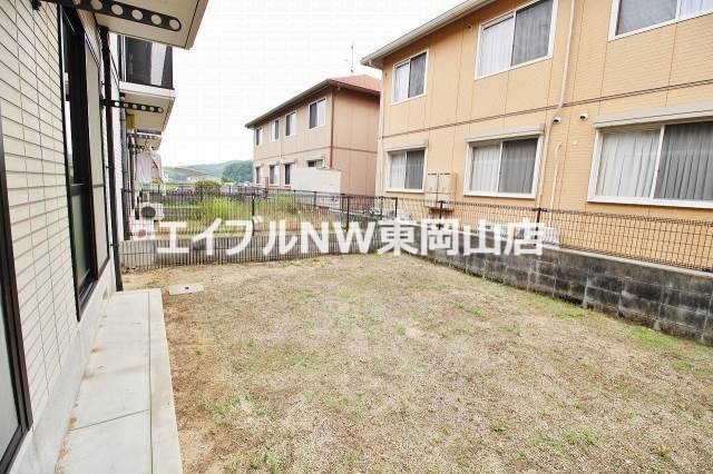 バルコニー　専用庭付
