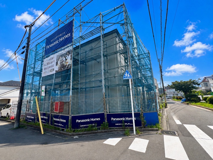 建物外観　建築中
