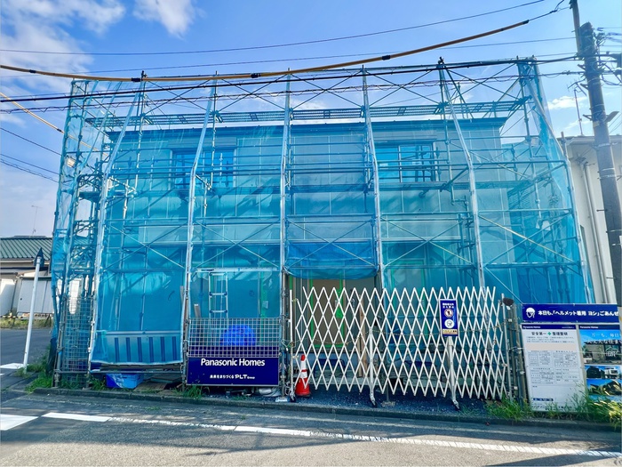 建物外観　建築中
