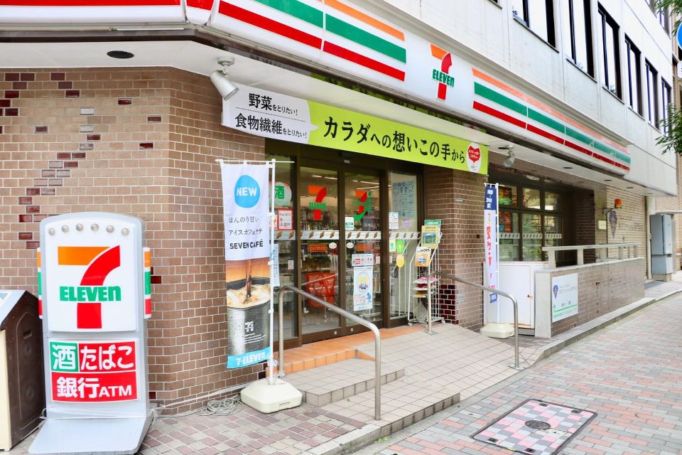 コンビニ　セブンイレブン 中央区明石町店（コンビニ）まで222m
