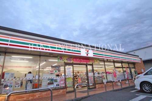 コンビニ　セブンイレブン（コンビニ）まで171m