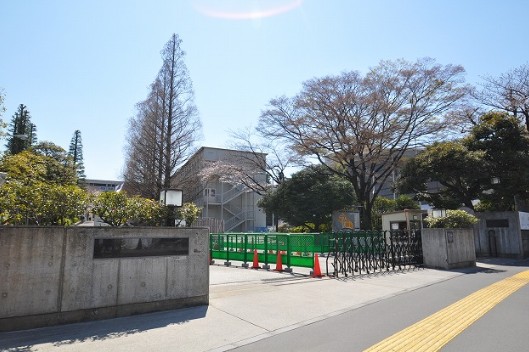 大学・短大　早稲田大学 戸山キャンパス（大学・短大）まで774m
