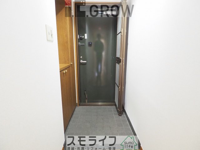 ファミール兵庫の玄関写真