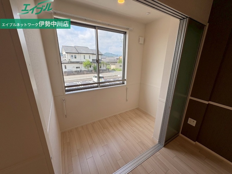 バルコニー　別部屋の写真です