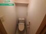 トイレ　同物件別部屋の写真