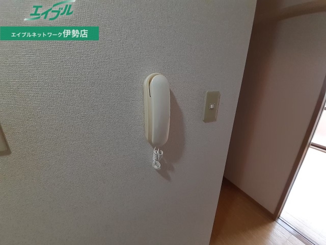 セキュリティ　同物件別部屋の写真