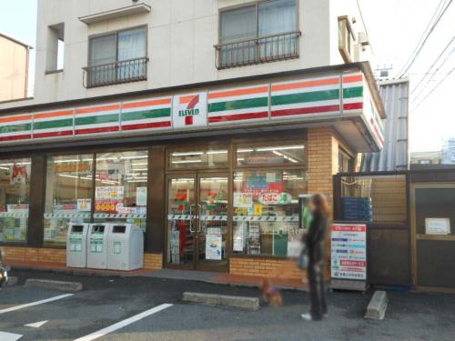 コンビニ　セブンイレブン 世田谷上馬2丁目店（コンビニ）まで242m