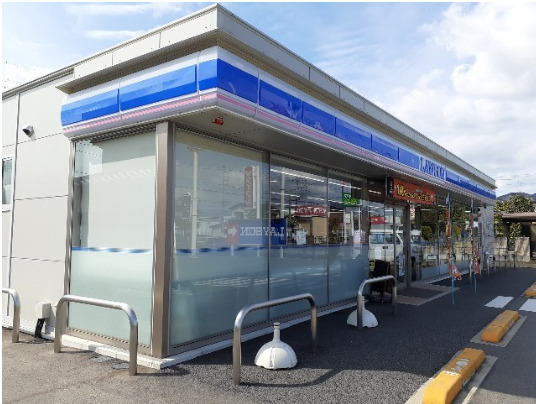 コンビニ　ローソン 高崎中泉町店（コンビニ）まで701m