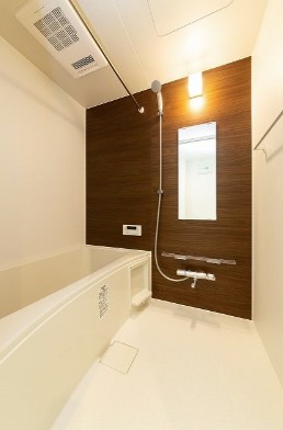 バス・シャワールーム　お風呂で日々の疲れを落としましょう