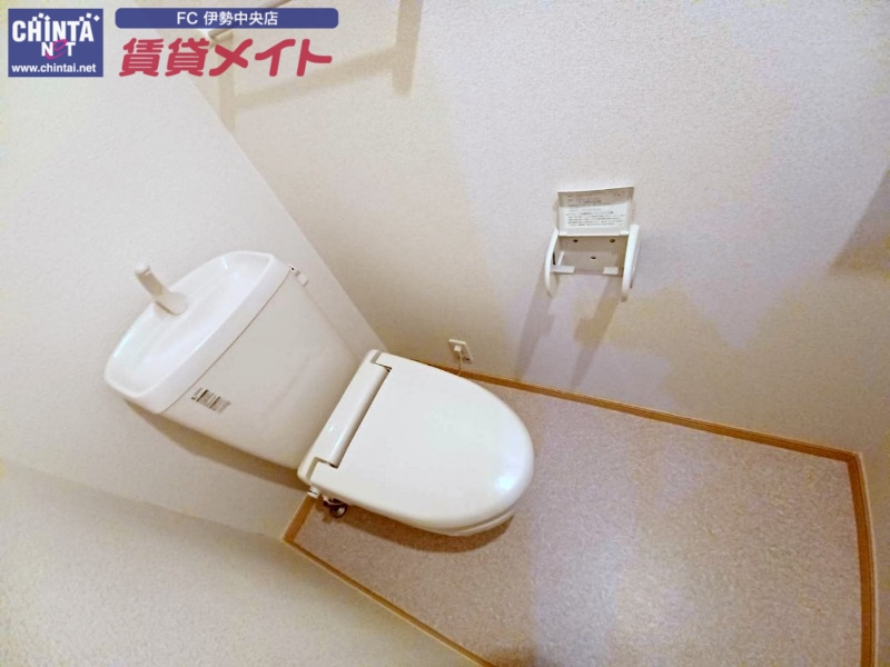 トイレ　同タイプの部屋写真です