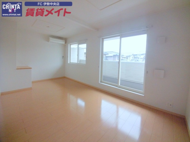 居室・リビング　同タイプの部屋写真です