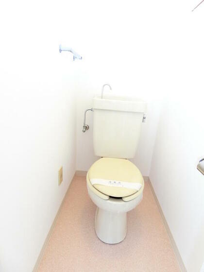 トイレ　嬉しいバス・トイレ別！