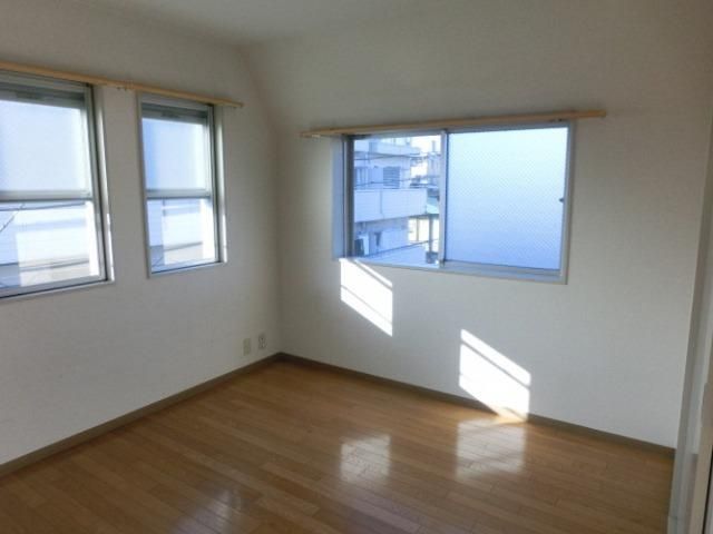 その他部屋・スペース　★明るい寝室★
