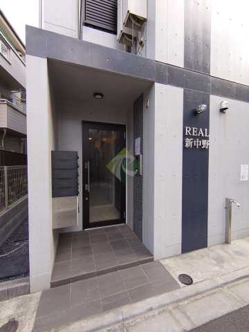 エントランス　REAL新中野