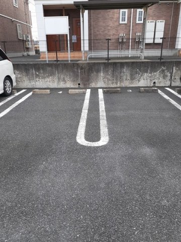 駐車場　駐車スペースもあります
