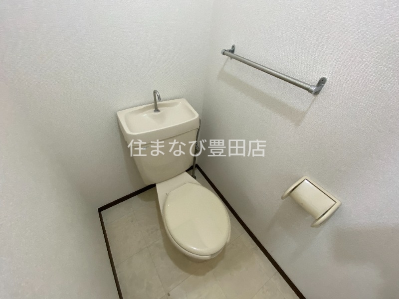 トイレ　同型タイプ