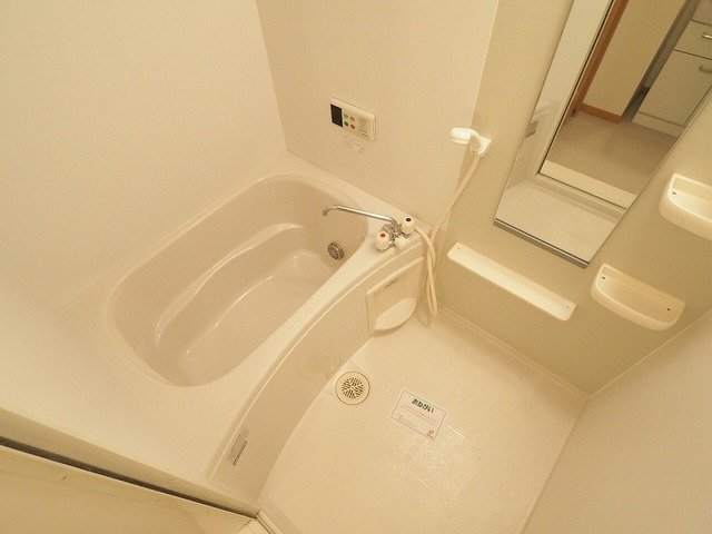 バス・シャワールーム　日々の暮らしに欠かせないお風呂です