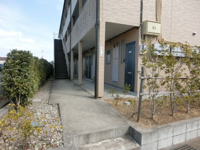 エントランス　お部屋へはこちらから