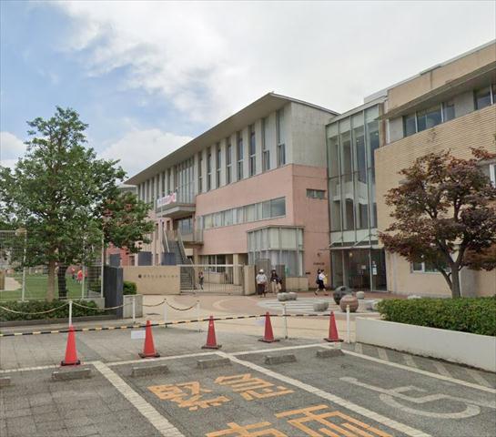小学校　調布市立調和小学校（小学校）まで553m