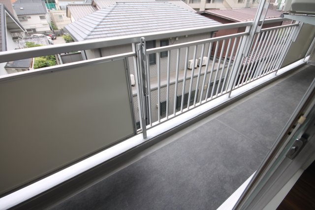 バルコニー　※参考別部屋写真（