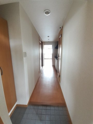 玄関　落ち着いた玄関です
