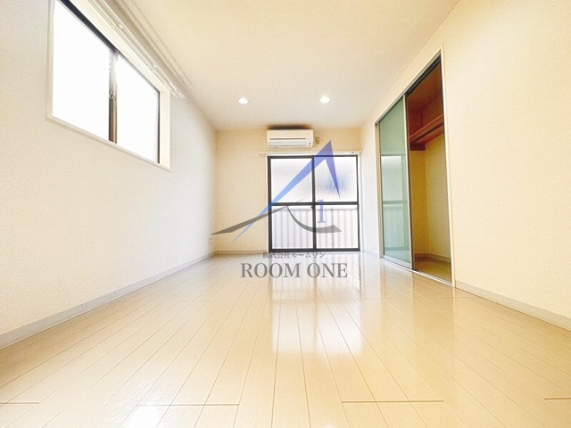 居室・リビング　洋室のお部屋です。