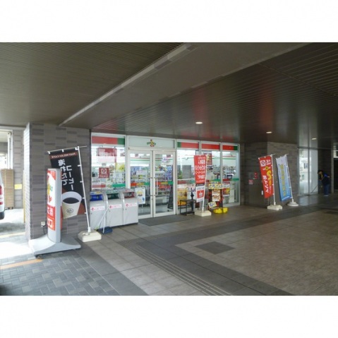 コンビニ　1階コンビニ（コンビニ）まで80m
