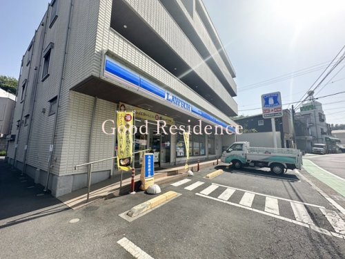 コンビニ　ローソン 横浜星川一丁目店（コンビニ）まで140m