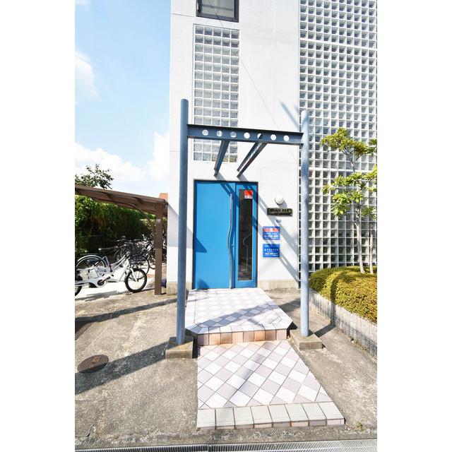 大阪モノレール彩都線 豊川駅 徒歩10分 3階建 築36年の外観写真