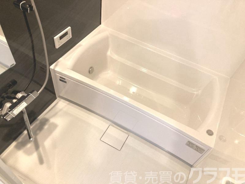 バス・シャワールーム　浴室乾燥機＆追い焚き機能付きバス♪