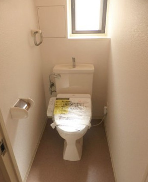 富雄サンパレスI号館のトイレ写真
